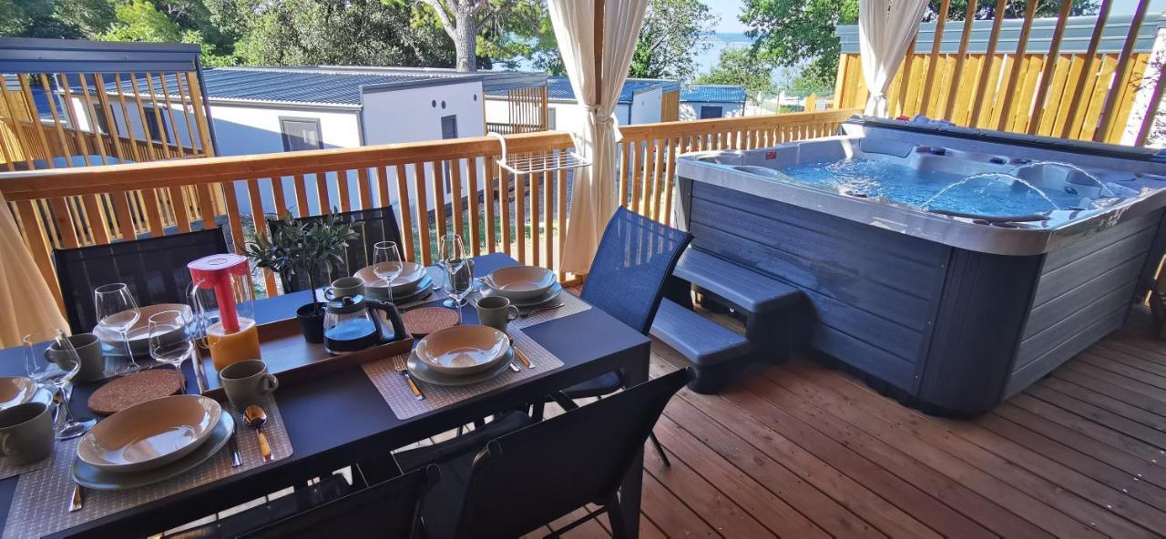 Mobile Home Kmz Selce Eksteriør billede