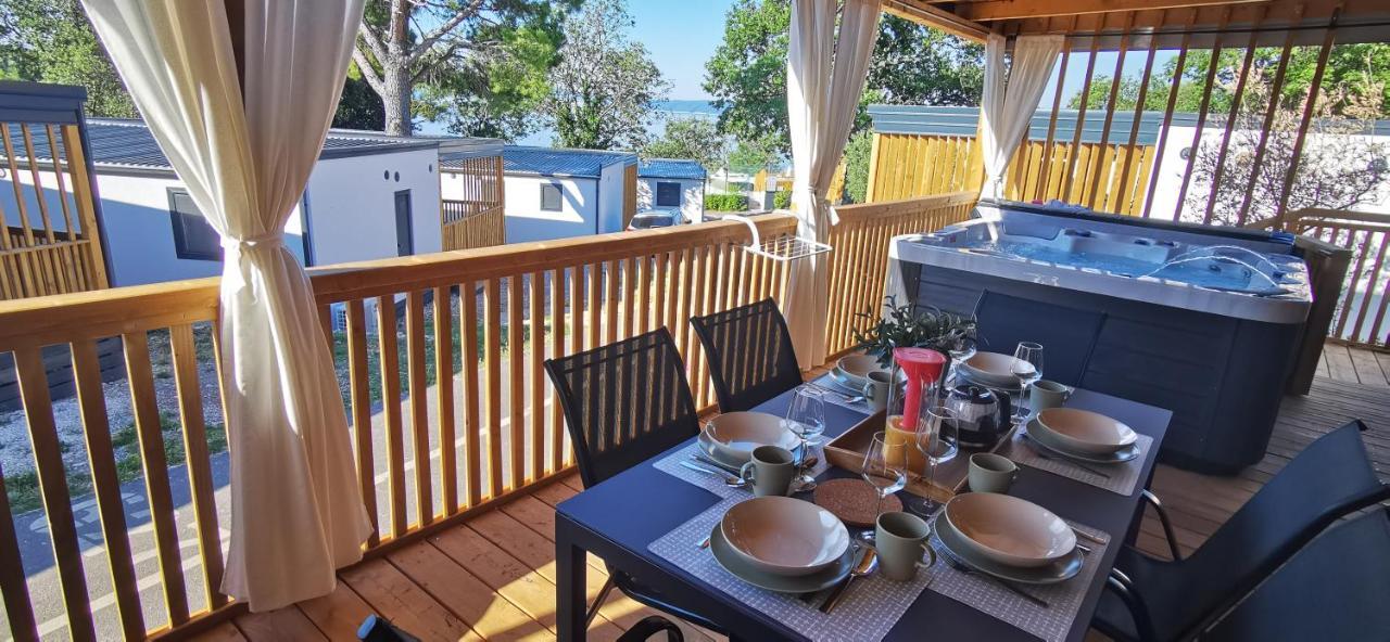 Mobile Home Kmz Selce Eksteriør billede