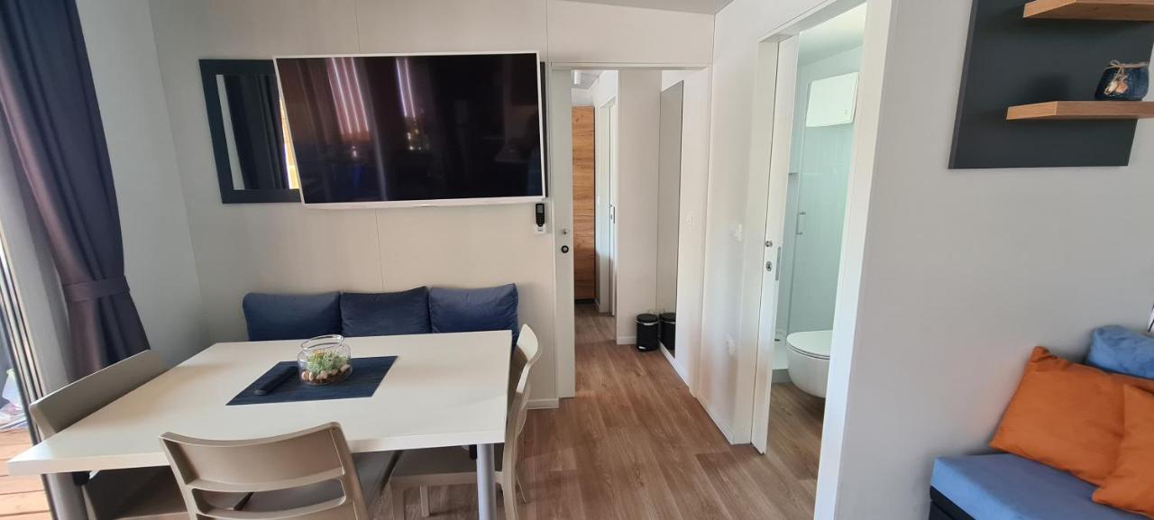 Mobile Home Kmz Selce Eksteriør billede
