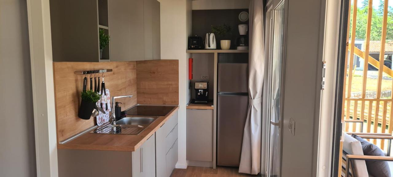 Mobile Home Kmz Selce Eksteriør billede