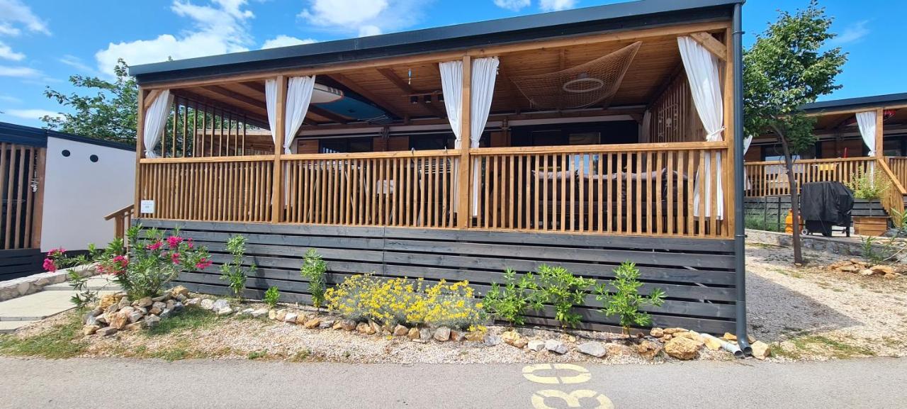 Mobile Home Kmz Selce Eksteriør billede